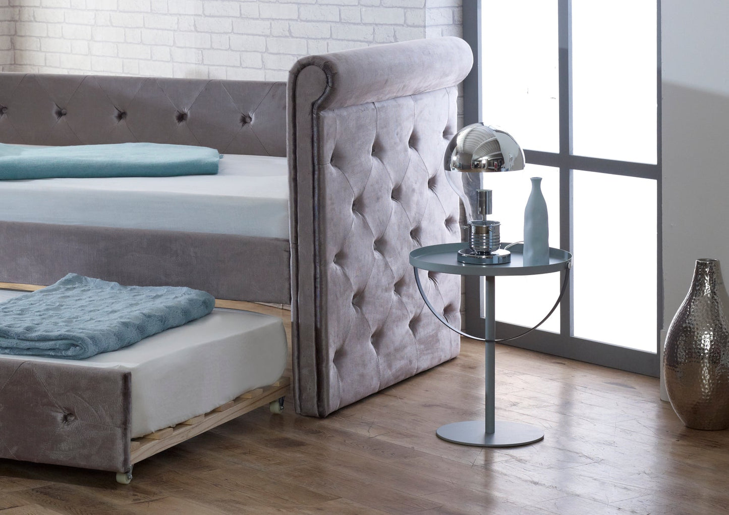 Chesterfield Upholstered Day Bed - Silver Bed Time4Sleep