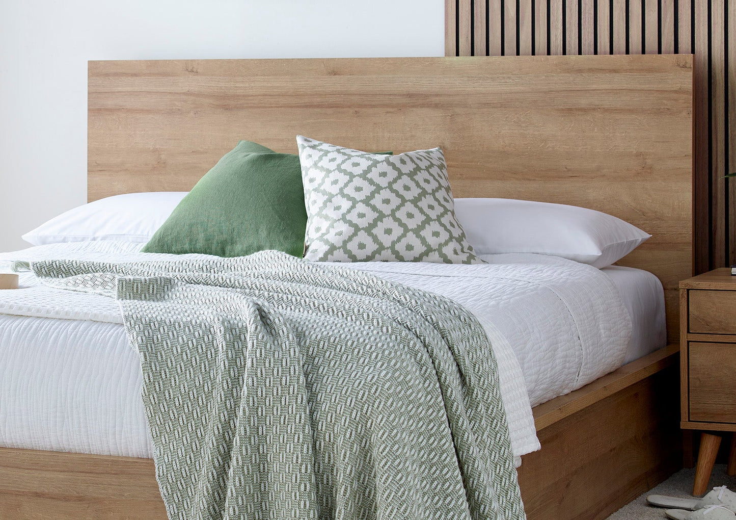 Chicago Riviera Oak Wooden Ottoman Storage Bed and Classic Deluxe Mattress - Bed - Time4Sleep