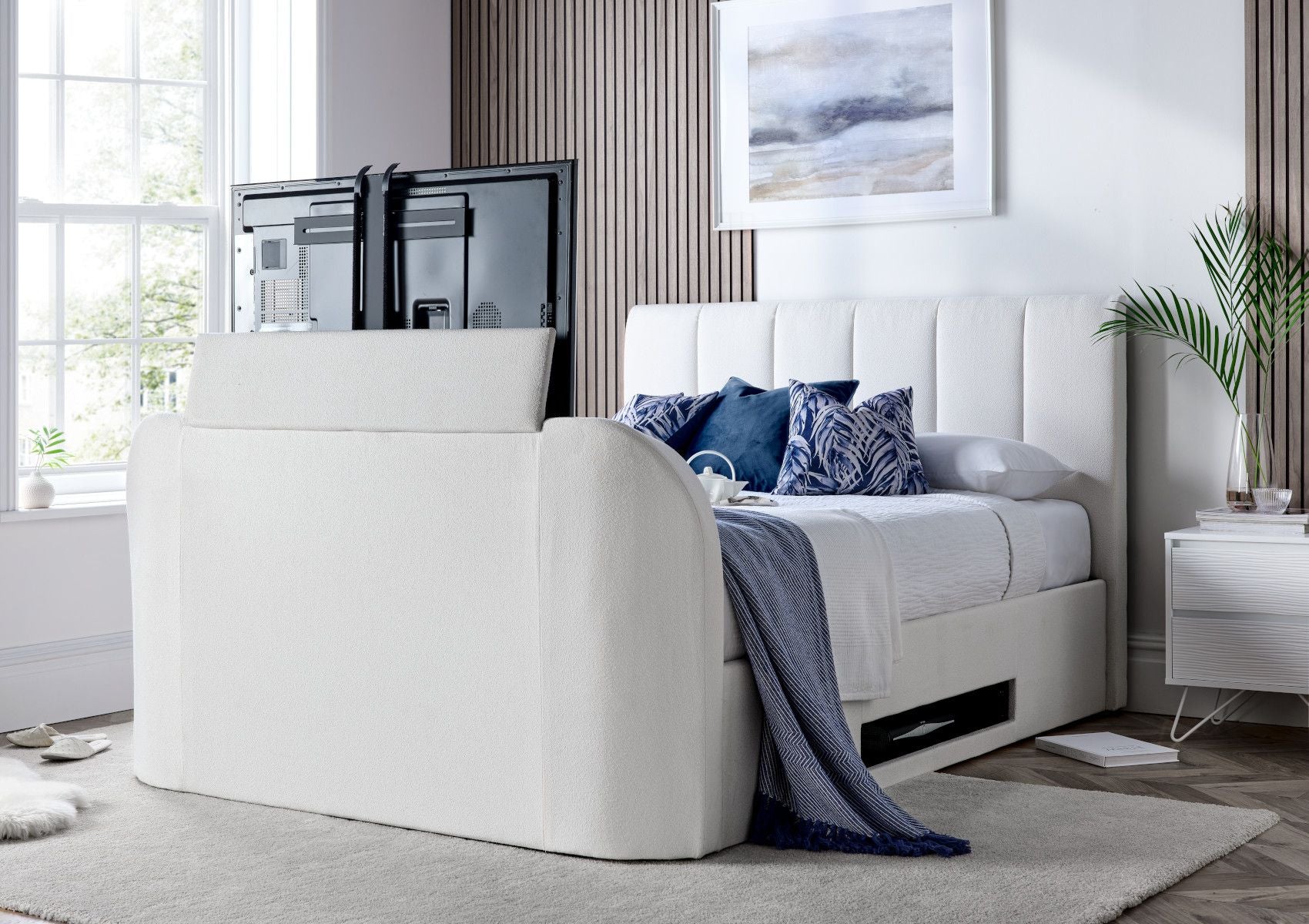 cop-off-white-tv-upnew-