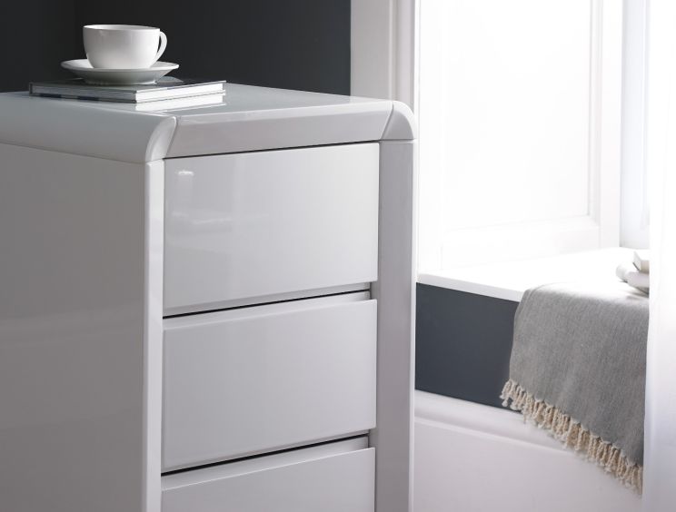 White high gloss 3 clearance drawer bedside cabinet