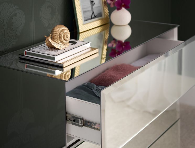 Linea 3 Drawer Mirrored Chest