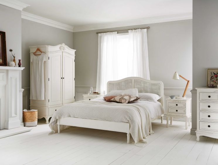 Shabby chic store bed frame