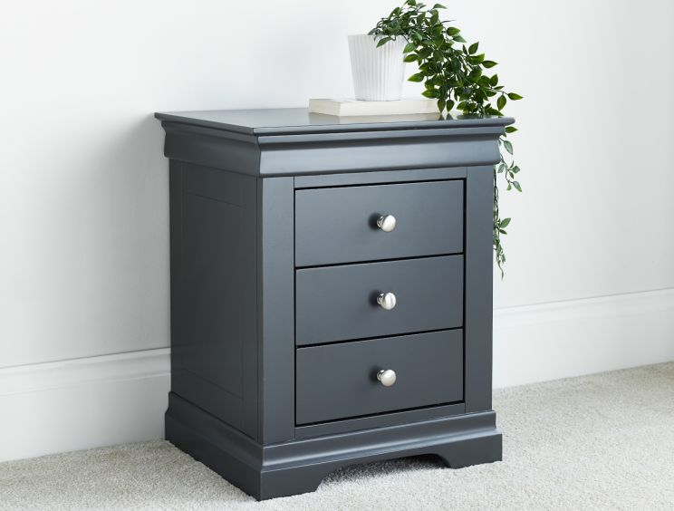 Chateaux Beluga 3 Drawer Bedside Only