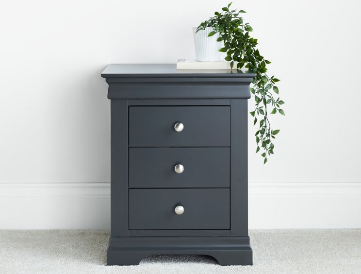 Chateaux Beluga 3 Drawer Bedside Only