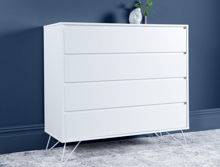 Sofia 4 Drawer Chest White With White Feet