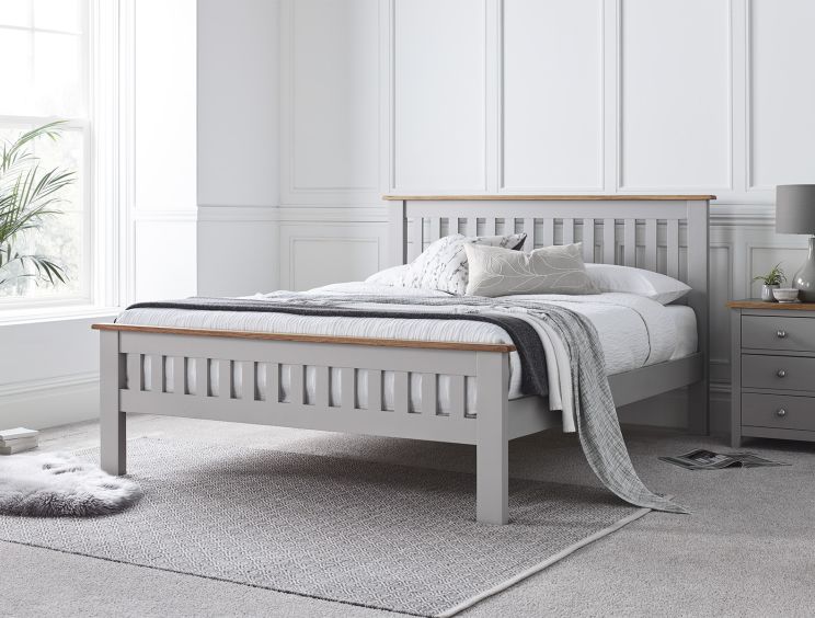 Gray wood 2025 bed frame king