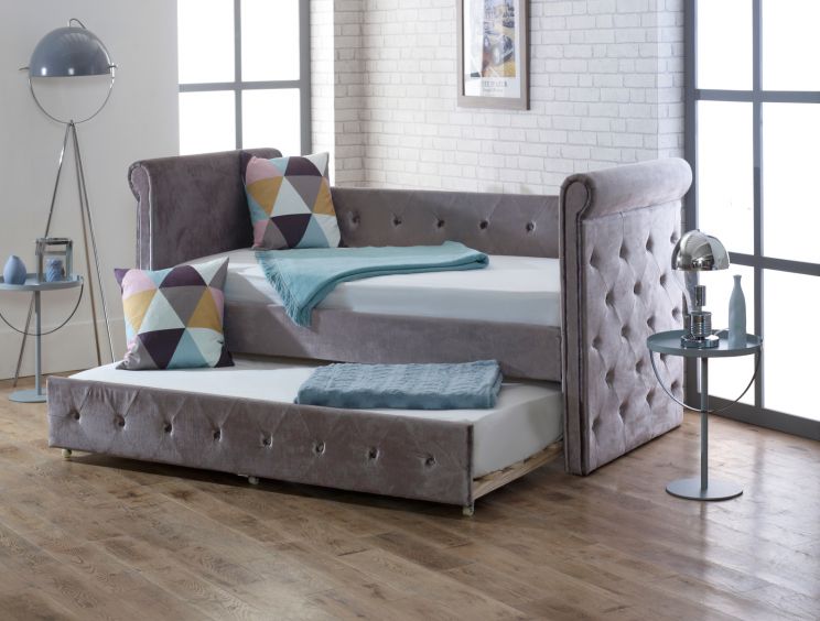 Chesterfield Upholstered Day Bed - Silver