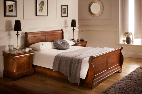 View Toulon Mahogany Wooden Super King Sleigh Bed Time4Sleep information